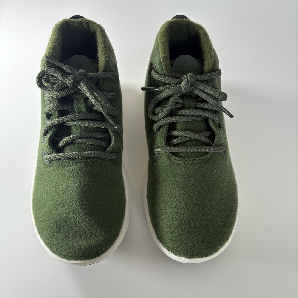 New in Box Women’s Allbirds Green Wool Runner Up Mizzle 2 Shoes Sneakers Size W7 - Picture 3 of 5